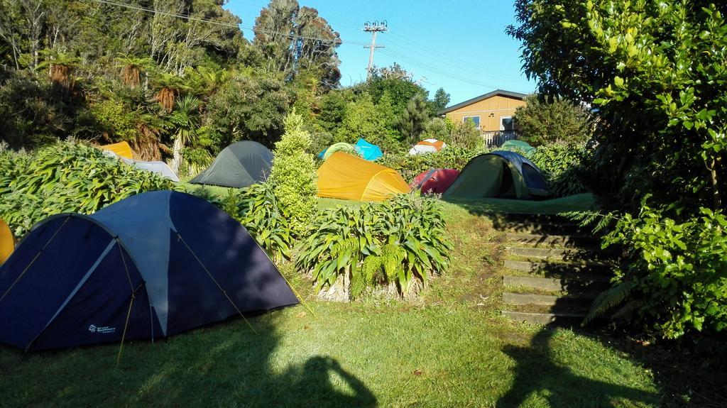 ハーフムーンベイ Stewart Island Backpackersホステル エクステリア 写真